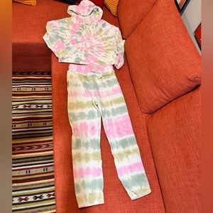 Billabong tye-die sweatsuit size small